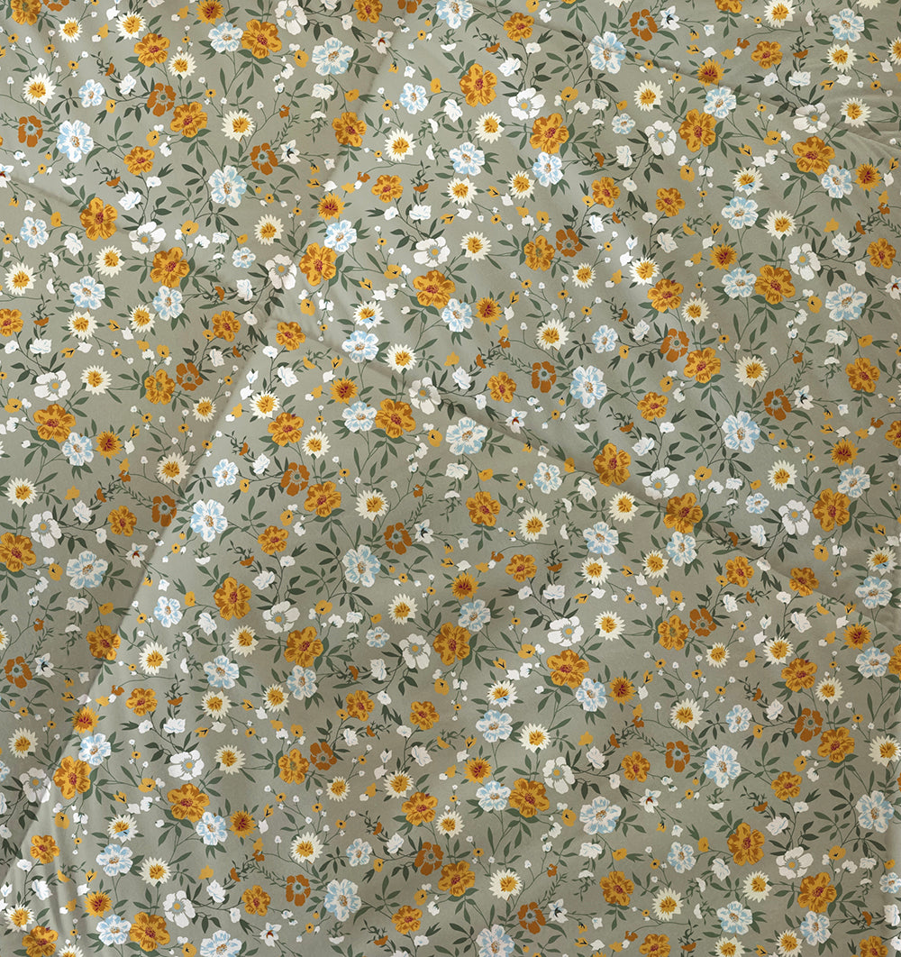 Evmila Little Flowers Patterned Plush Sleeping Set (Beige Plush)