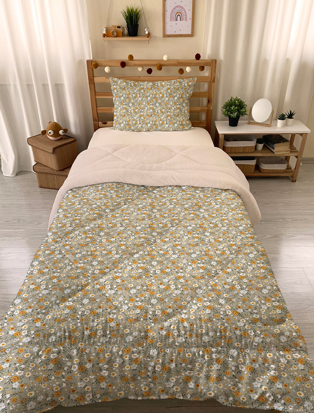 Evmila Little Flowers Patterned Plush Sleeping Set (Beige Plush)