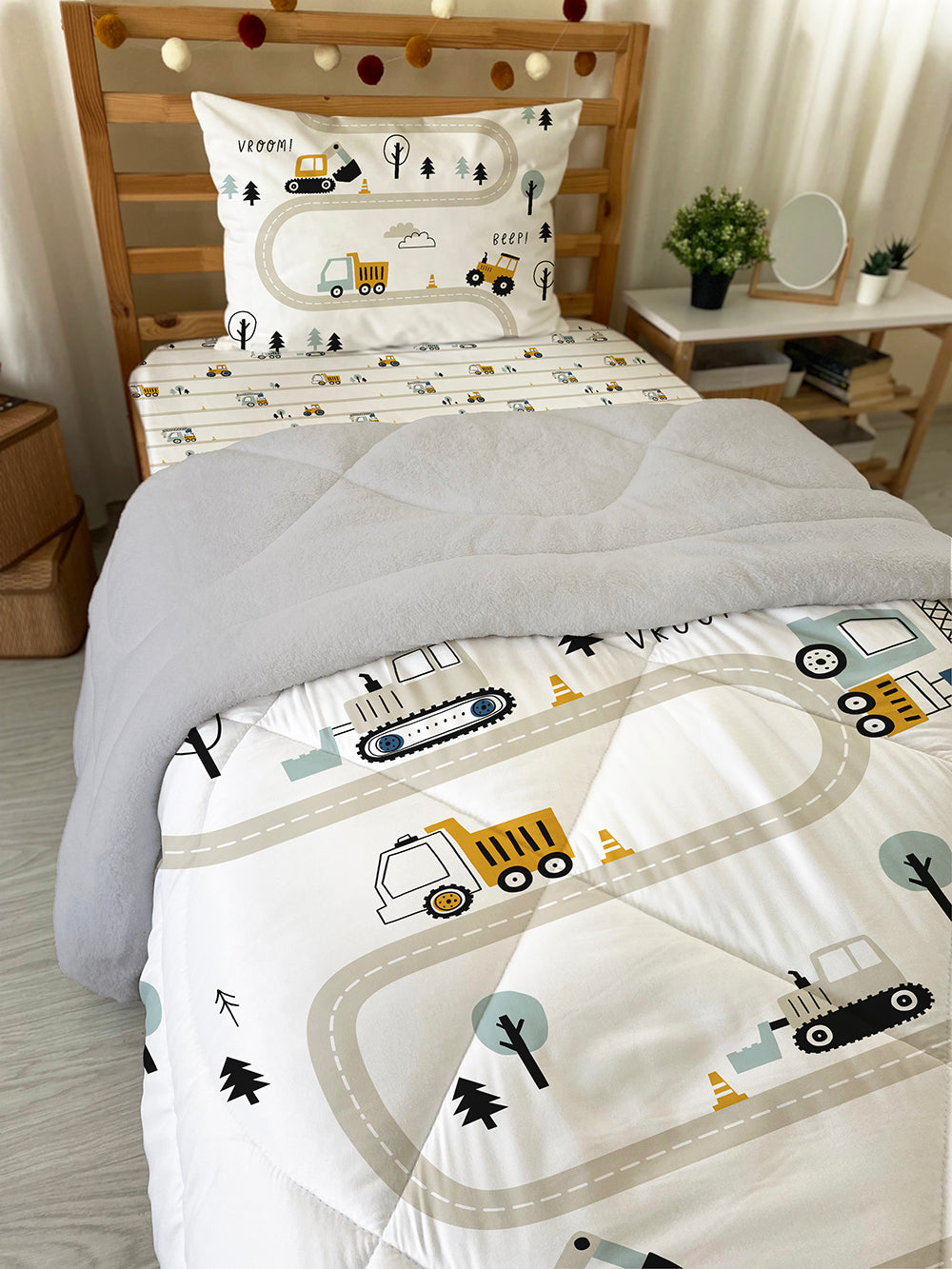 Evmila Cars and Road Patterned Plush Sleeping Set (Gray Plush)