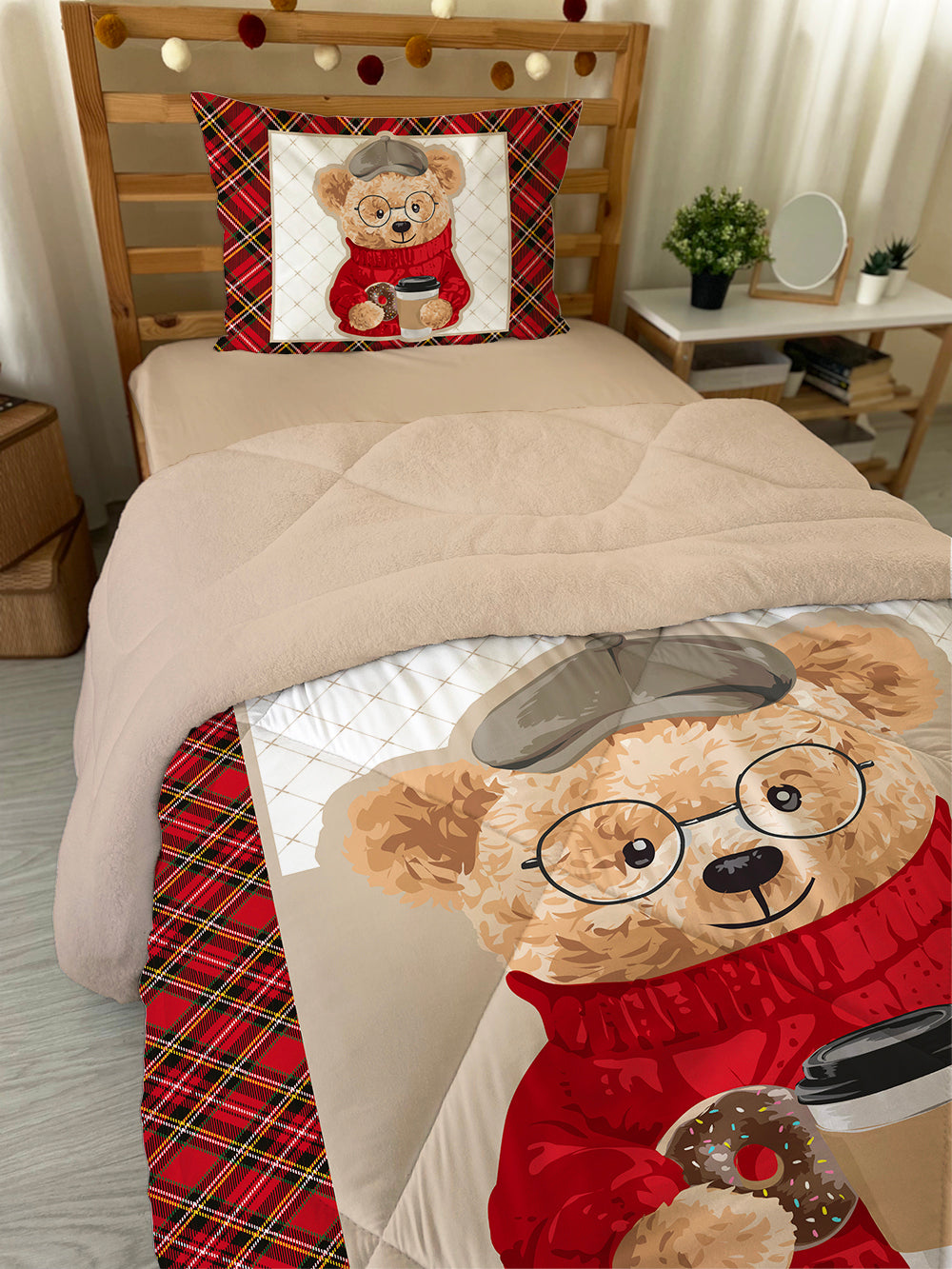 Evmila Teddy Bear Patterned Plush Sleeping Set (Beige Plush)