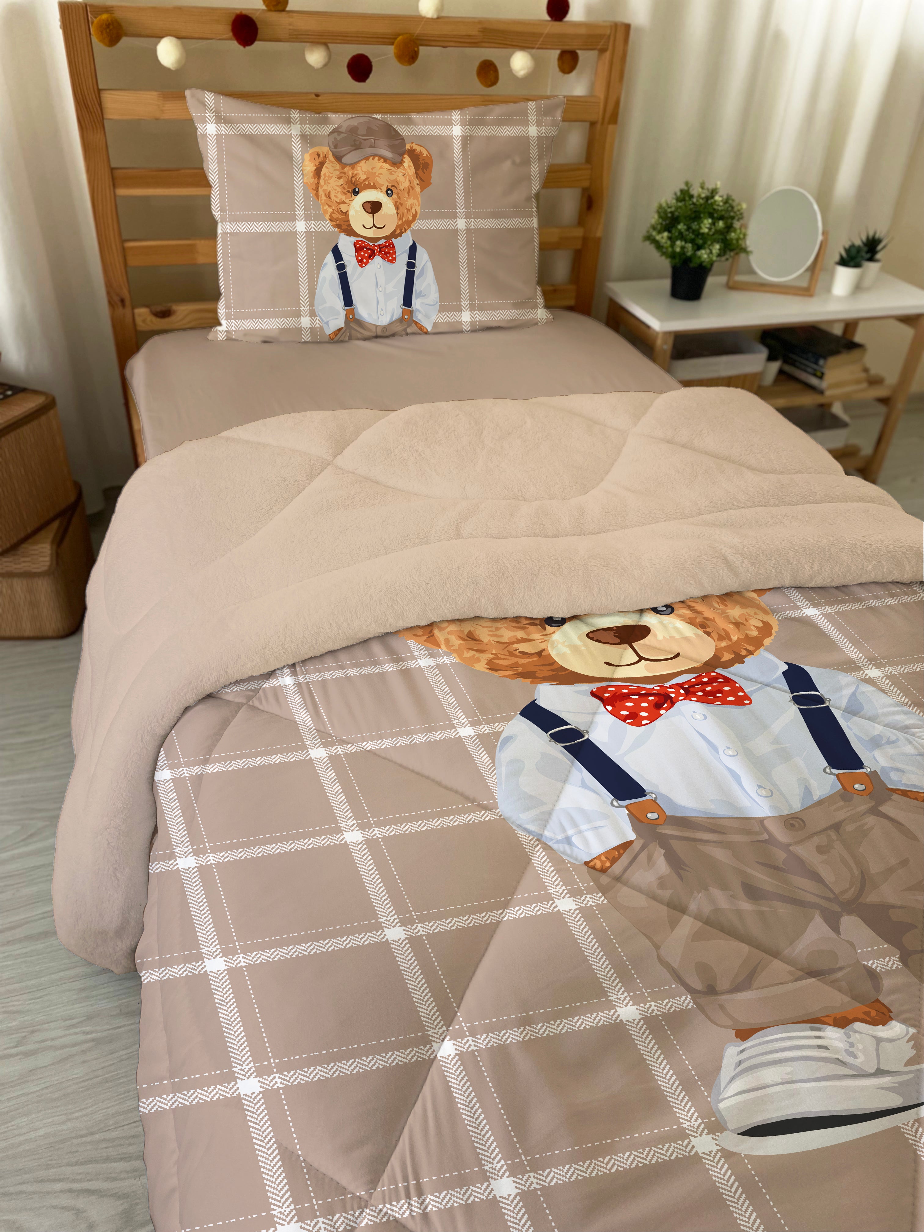 Evmila Cute Animals Patterned Plush Sleeping Set (Beige Plush)