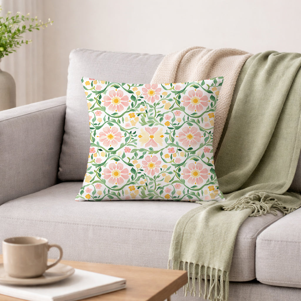 Evmila Çiçek Desenli Kırlent Kılıfı