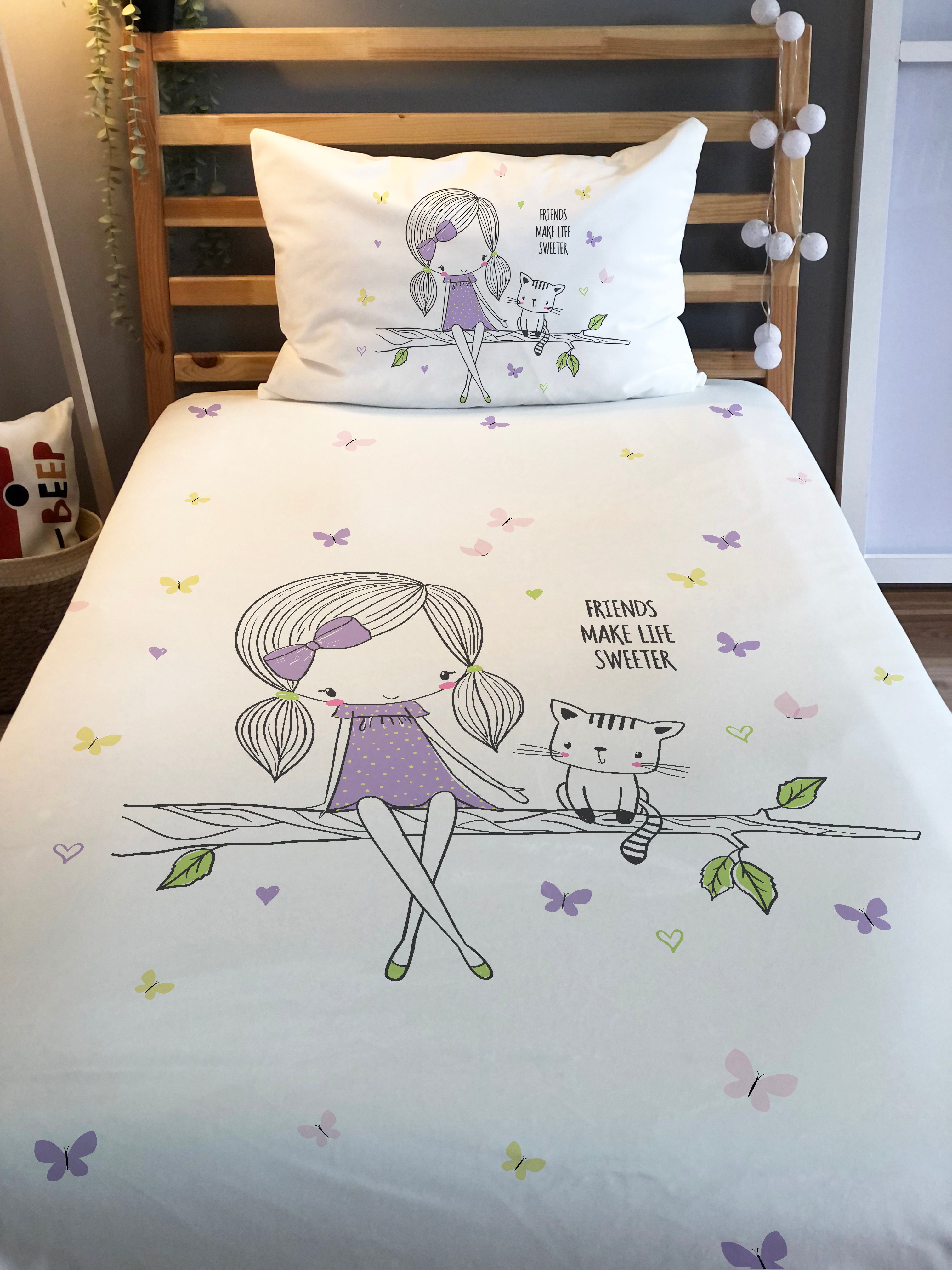 Evmila Sevimli Kız ve Kedi Desenli Dekoratif Yatak Örtüsü
