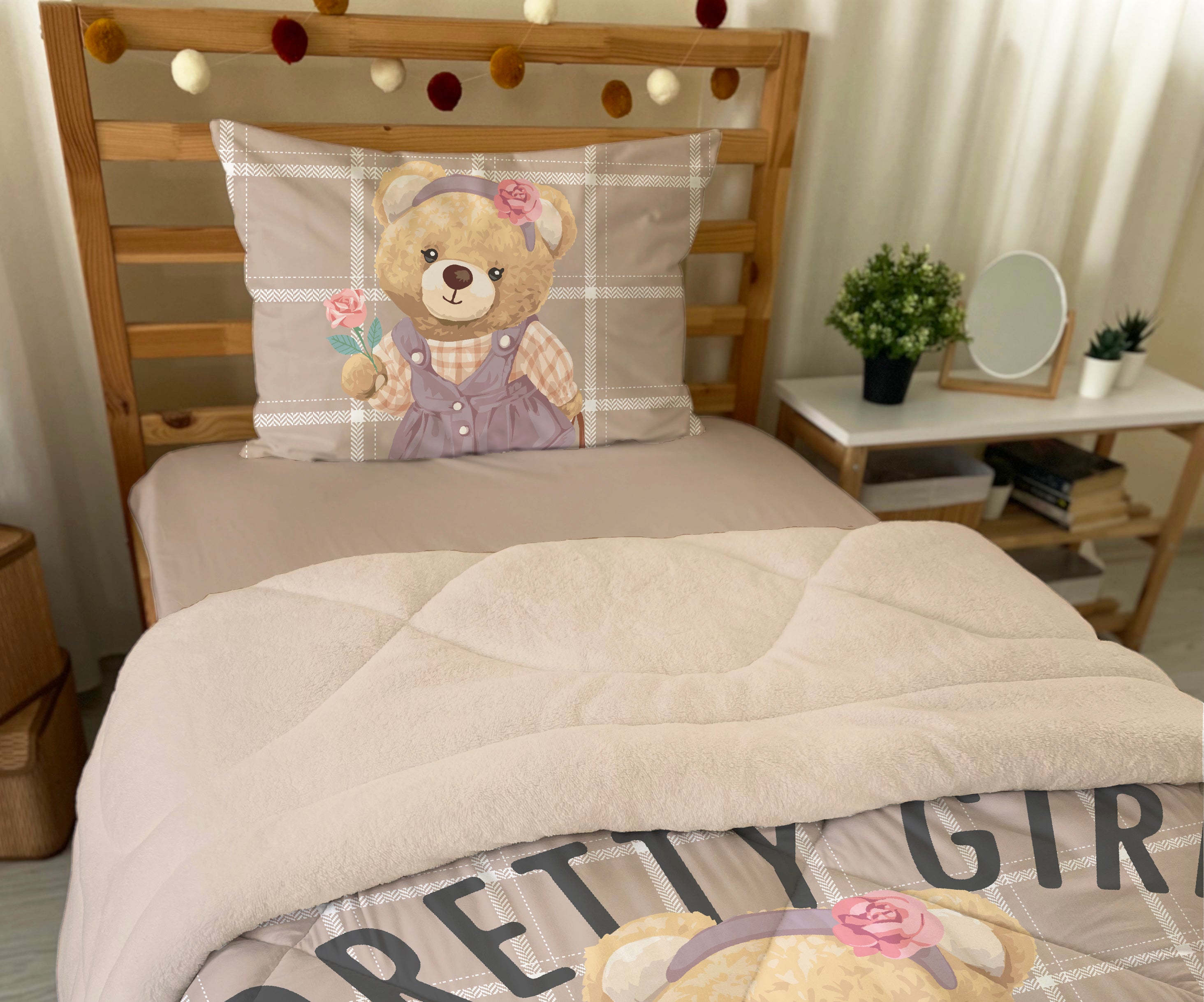 Evmila Cute Animals Patterned Plush Sleeping Set (Beige Plush)