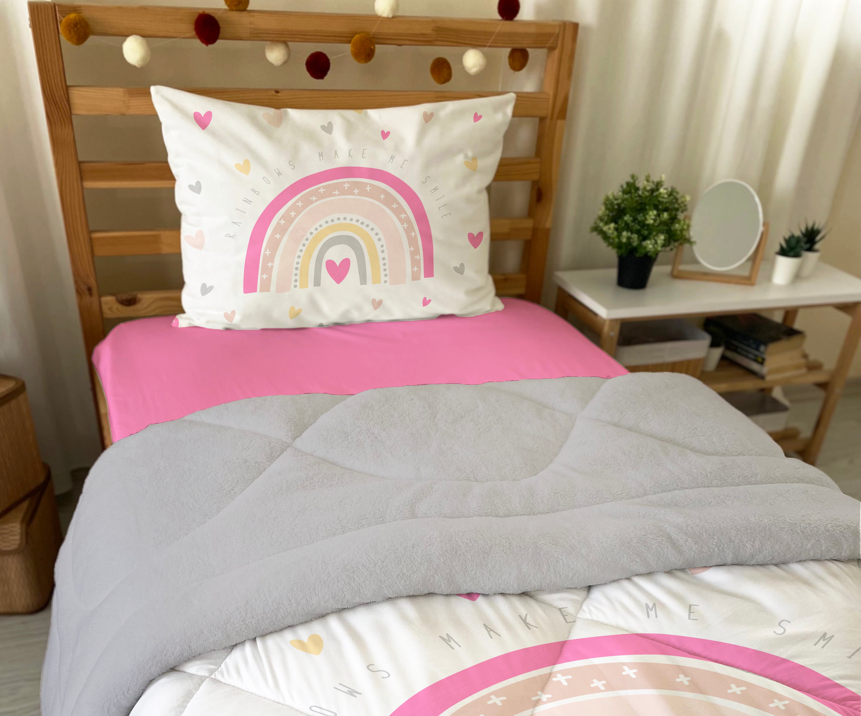 Evmila Rainbow Patterned Plush Sleeping Set (Gray Plush)