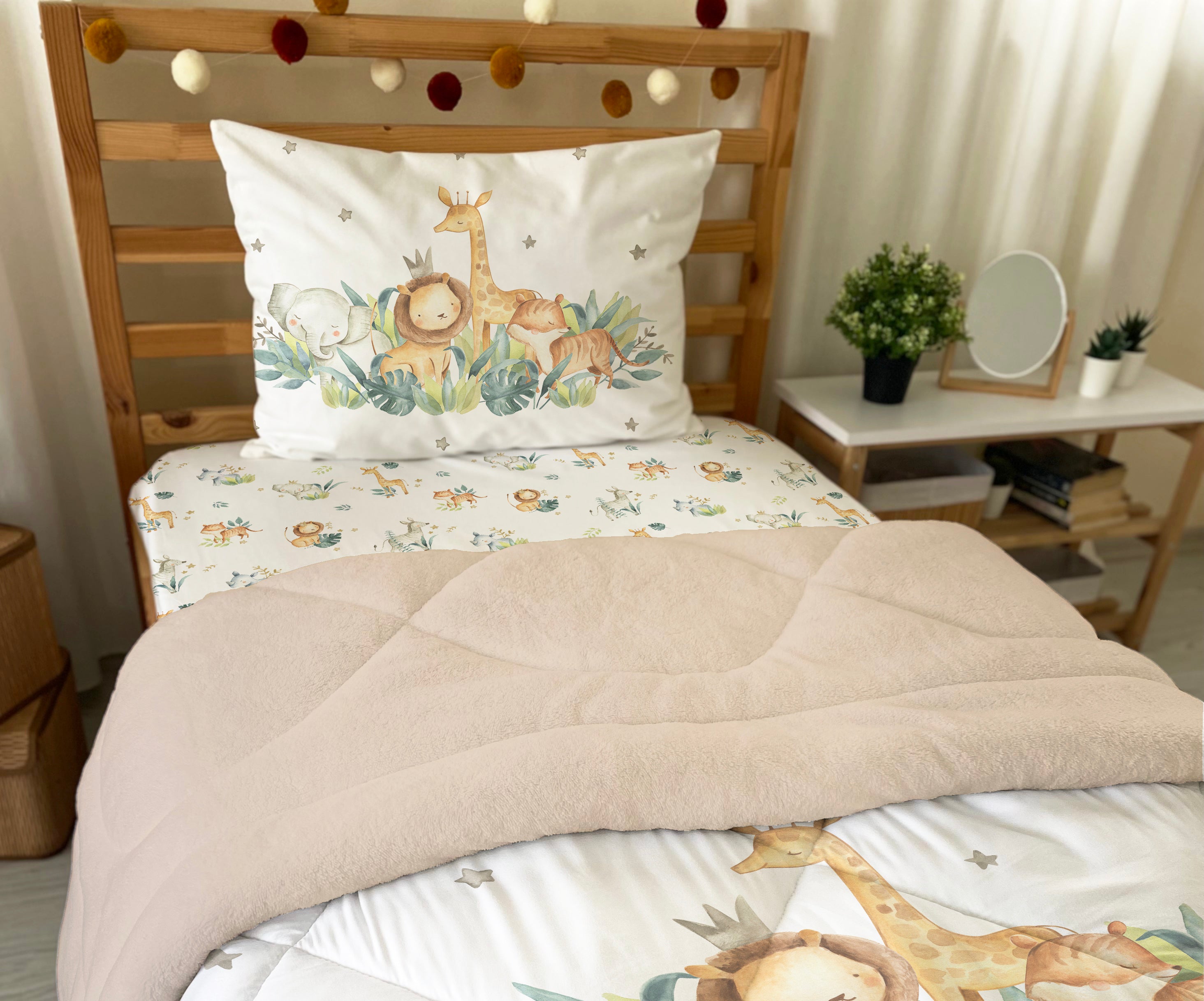 Evmila Sevimli Hayvanlar Desenli Peluş Uyku Seti (Bej Peluş)