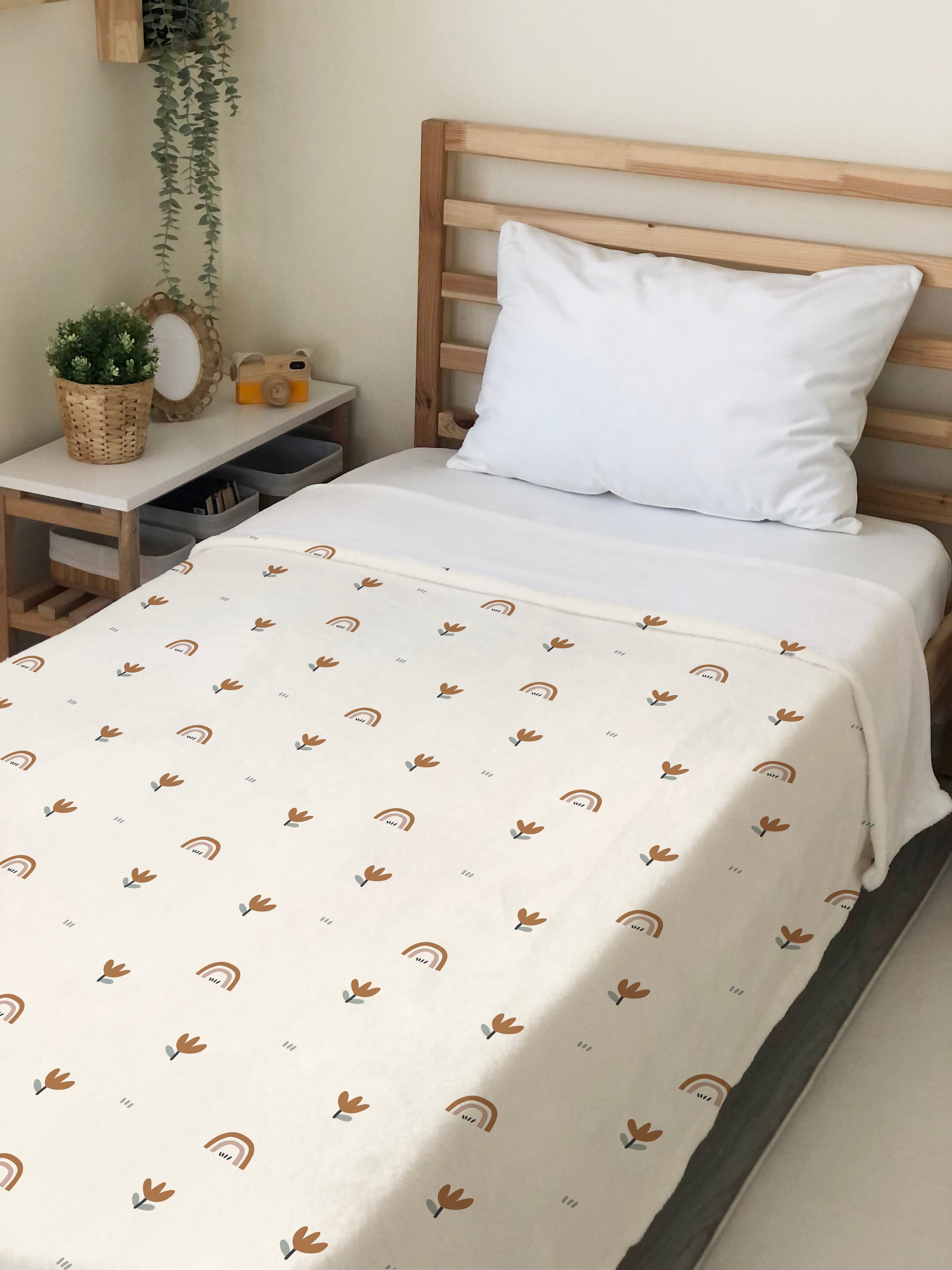 Evmila Minik Gökkuşakları Desenli Tek Kişilik Battaniye