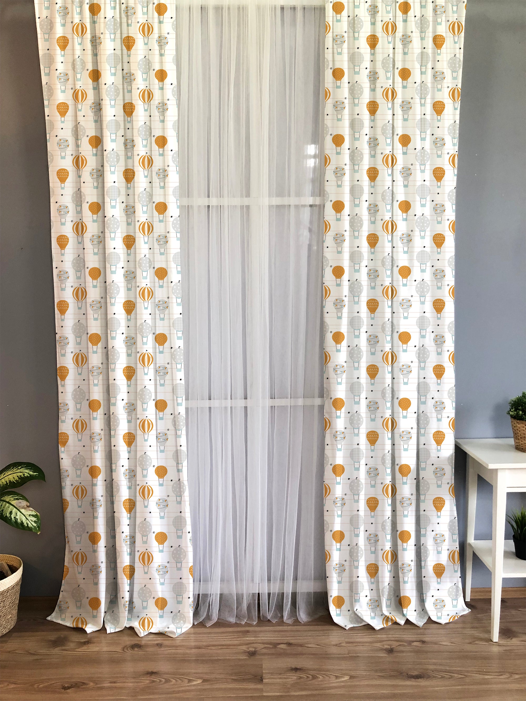 Evmila Uçan Balon Desenli Fon Perde