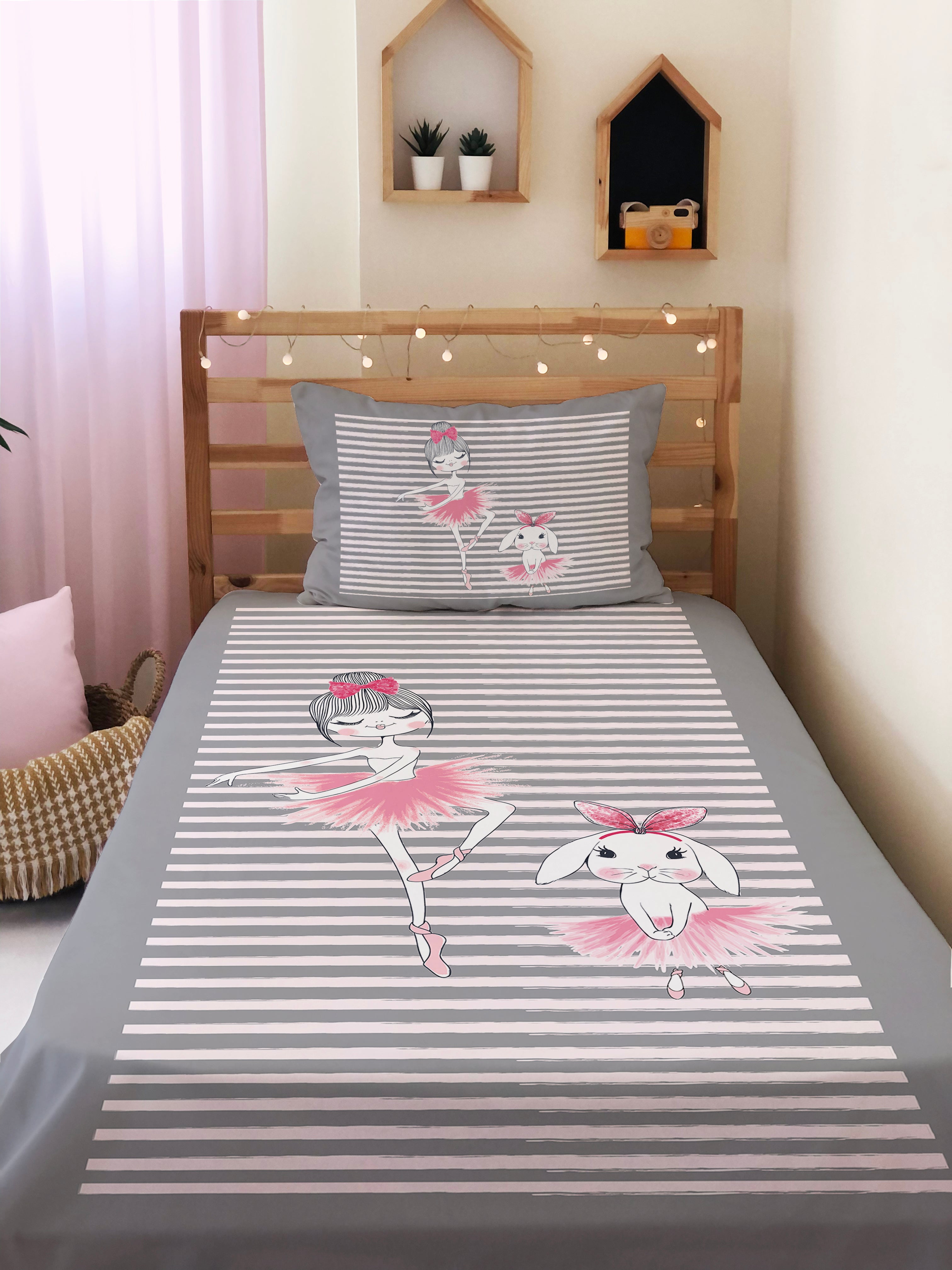 Evmila Sevimli Balerin Tavşan Desenli Dekoratif Yatak Örtüsü