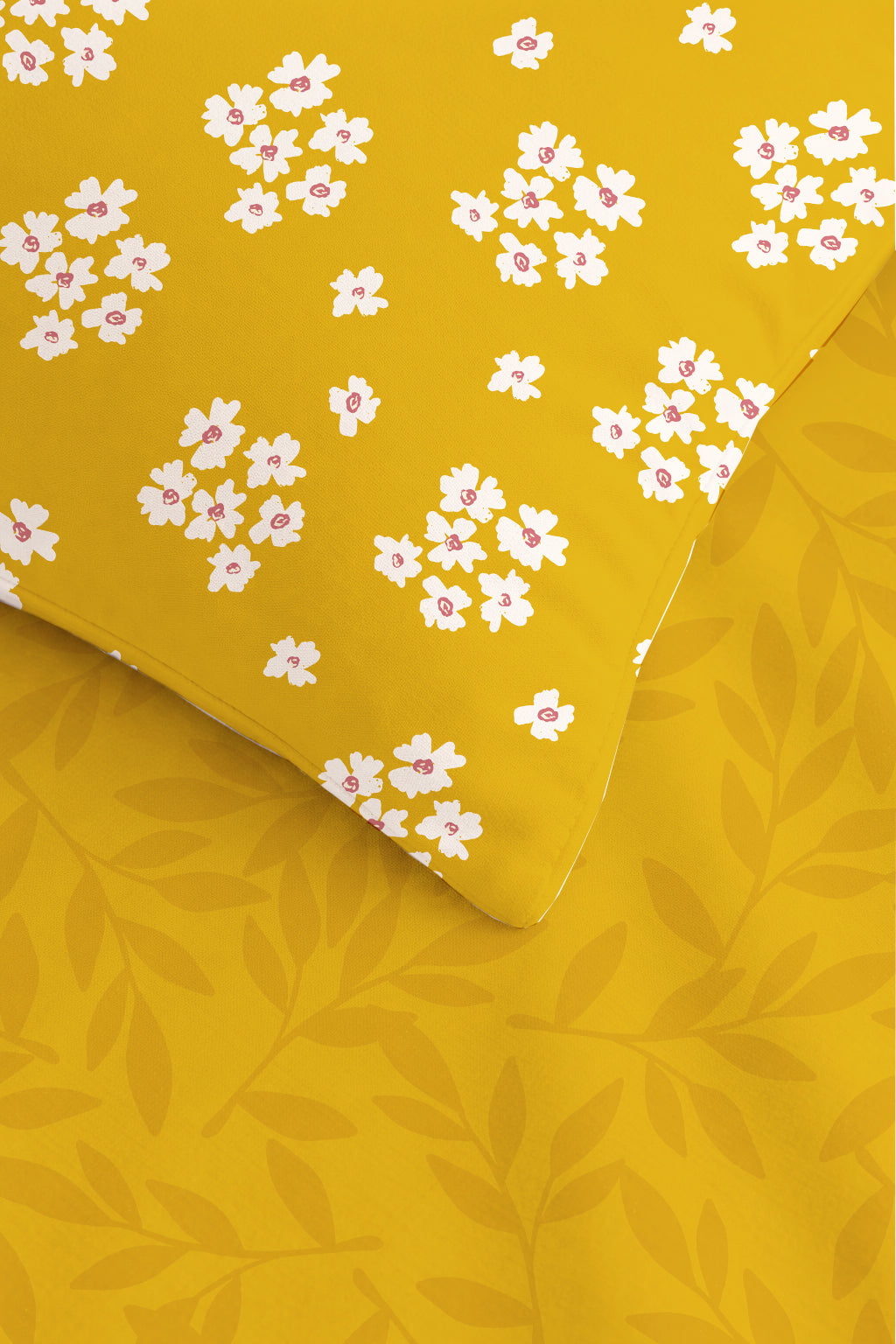 Evmila Minik Çiçekler Desenli Nevresim Takımı