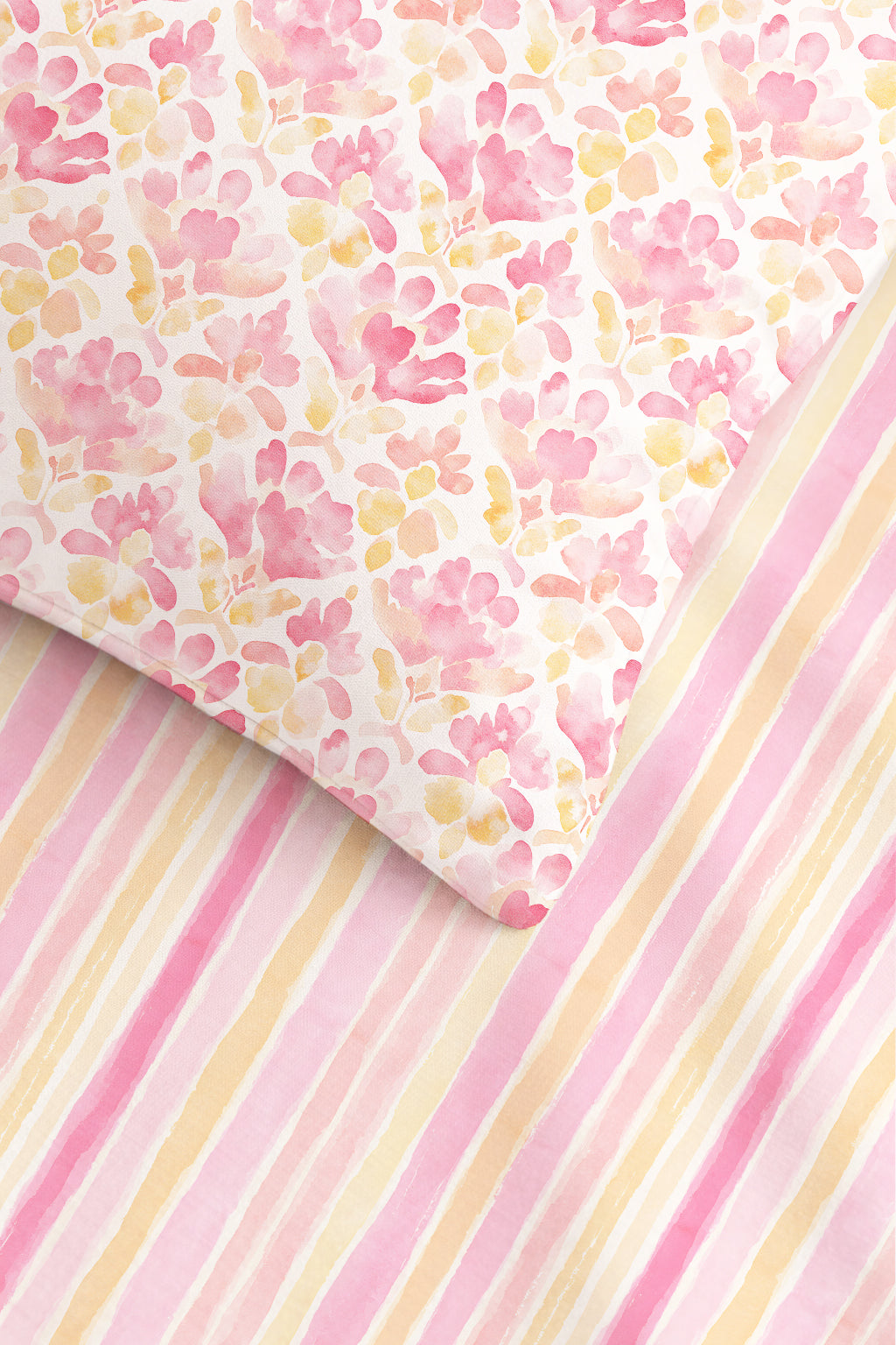 Evmila Bahar Çiçekleri Desenli Nevresim Takımı