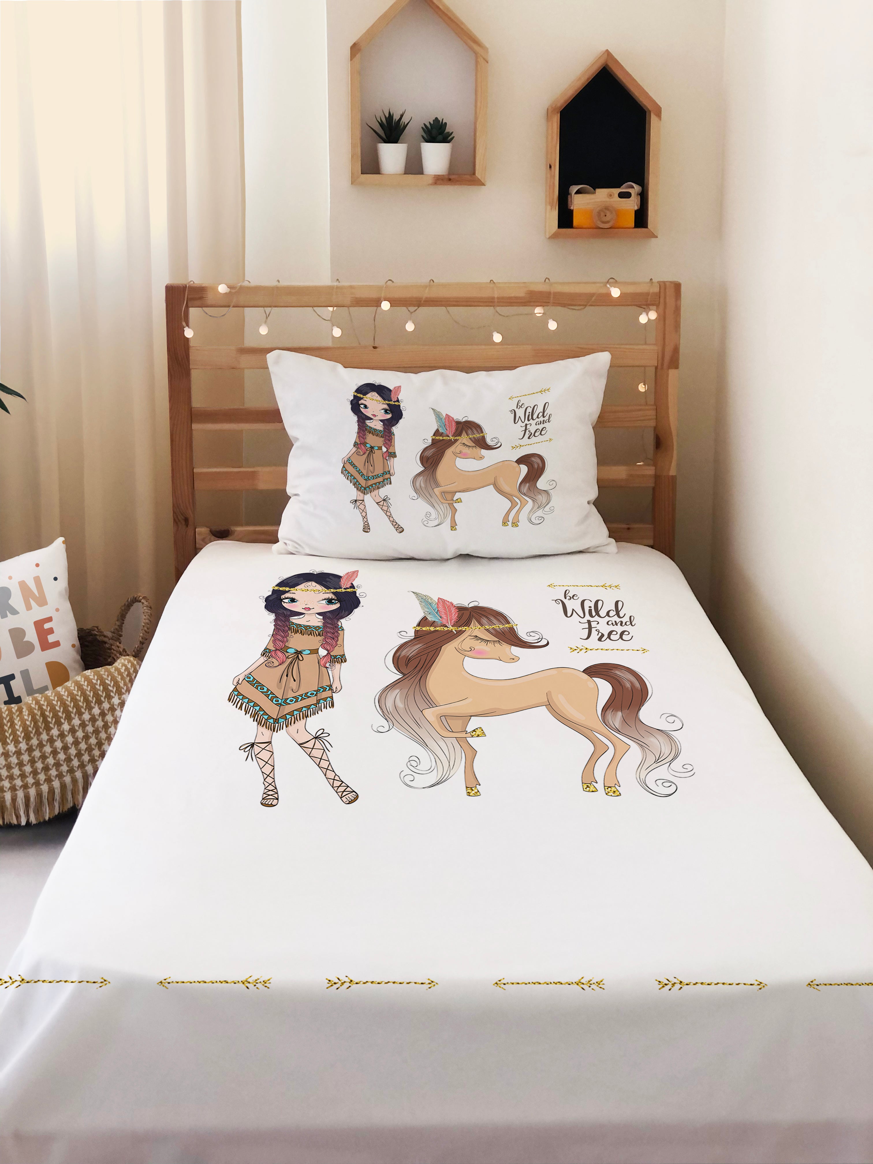 Evmila Kızılderili Kız ve Unicorn Desenli Dekoratif Yatak Örtüsü
