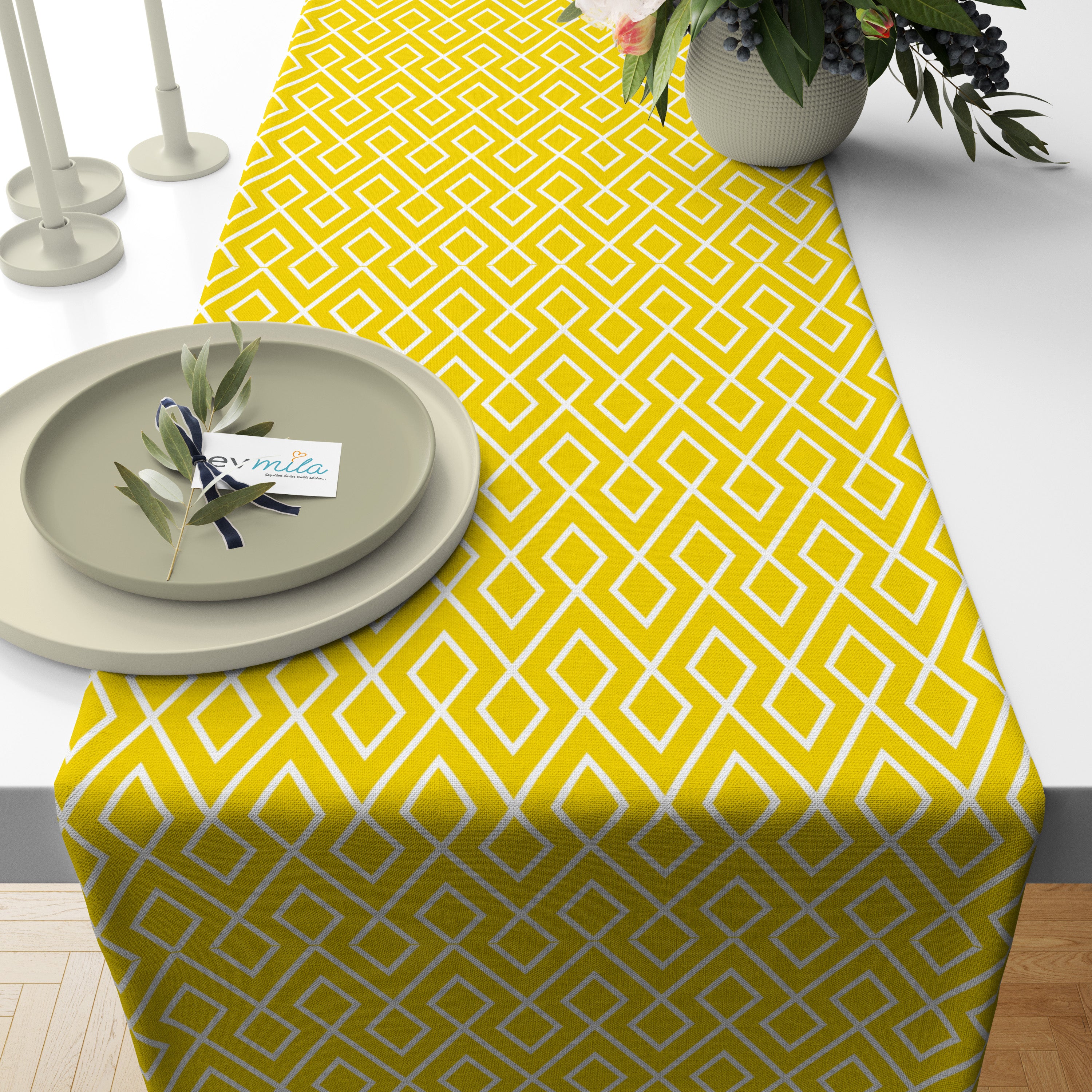 Evmila Geometrik Desenli Runner Modeli