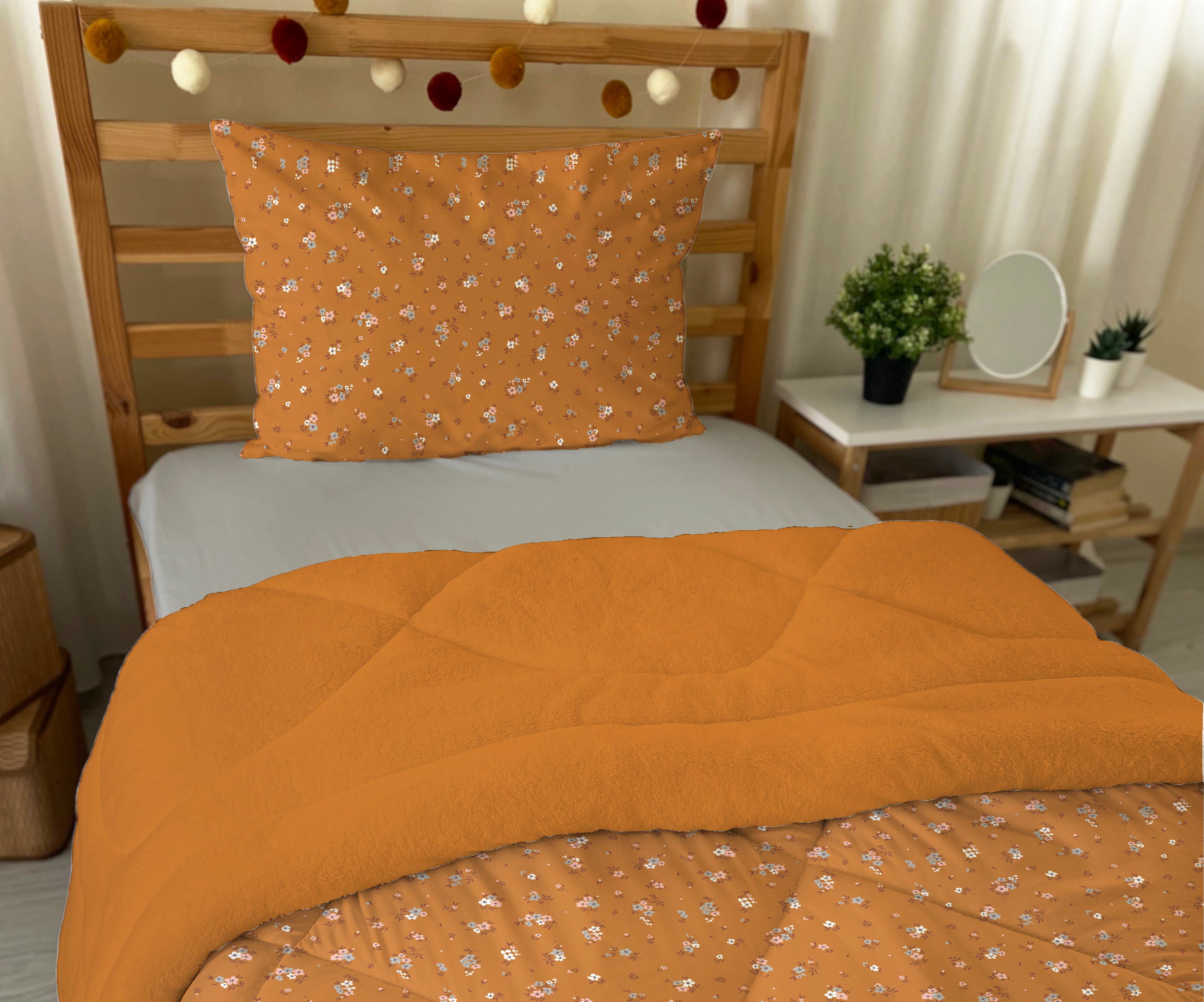 Evmila Minik Çiçekler Desenli Peluş Uyku Seti (Tarçın Peluş)