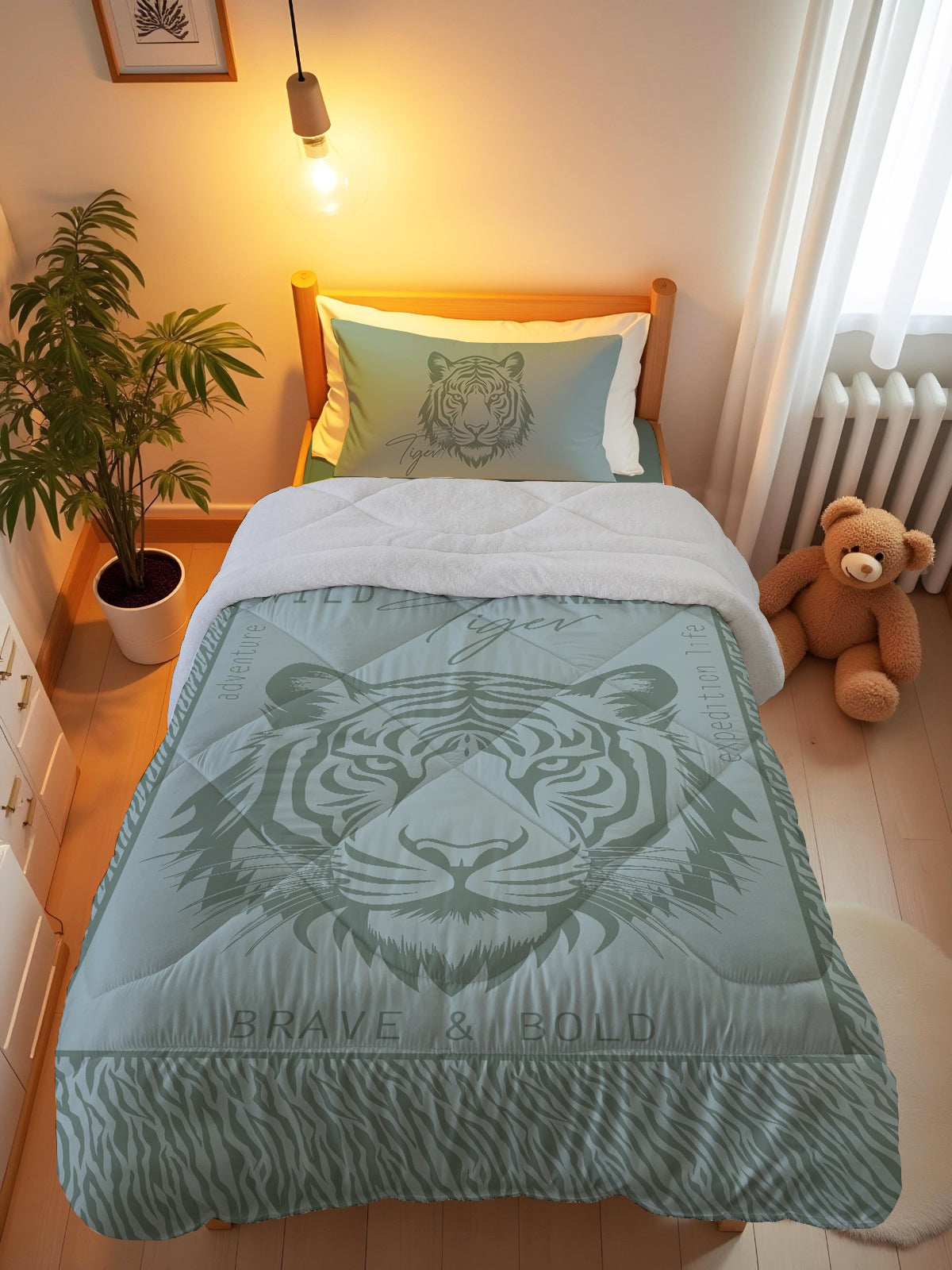 Evmila Aslan Desenli Peluş Uyku Seti (Gri Peluş)