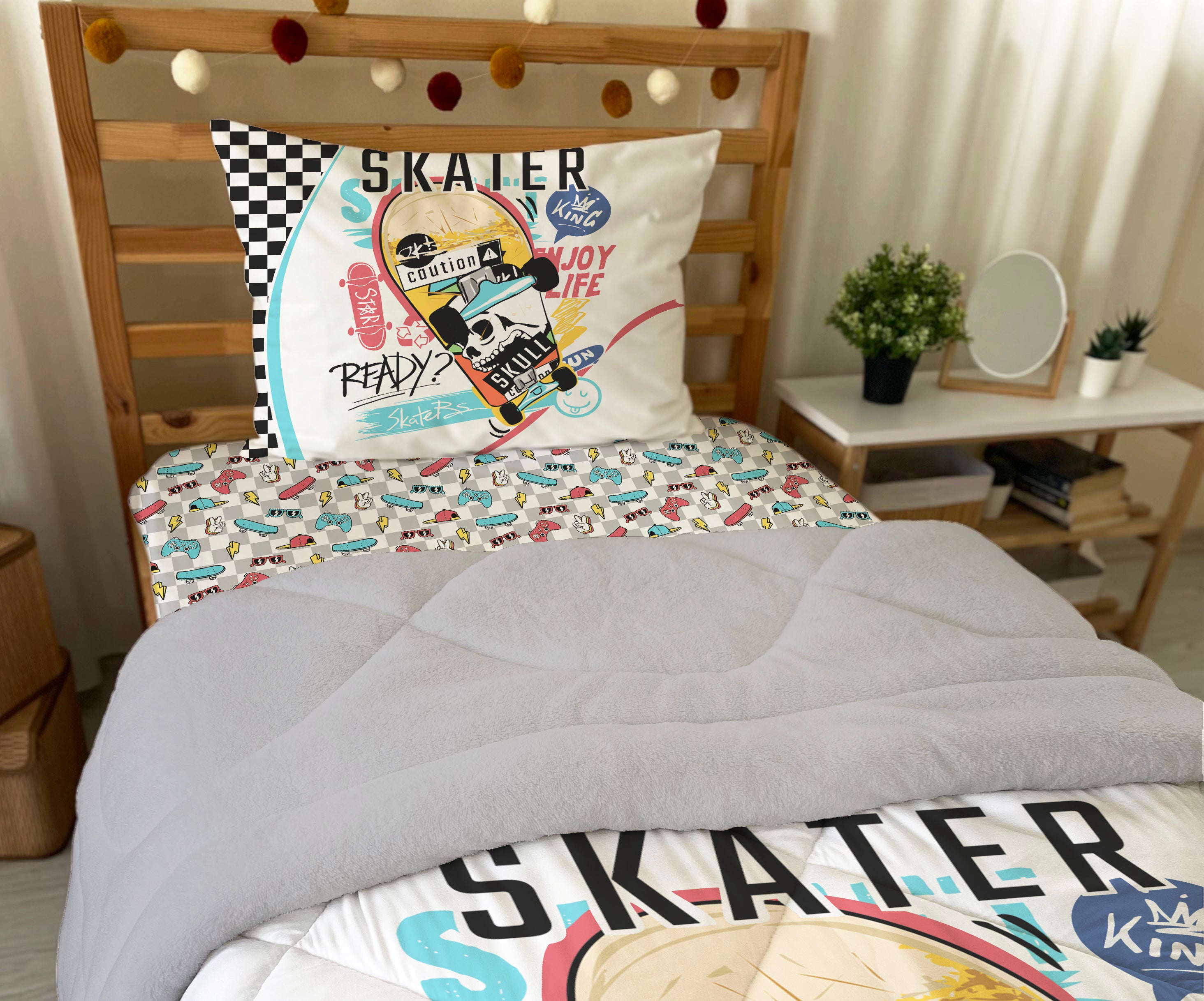 Evmila Kaykay Desenli Peluş Uyku Seti (Gri Peluş)