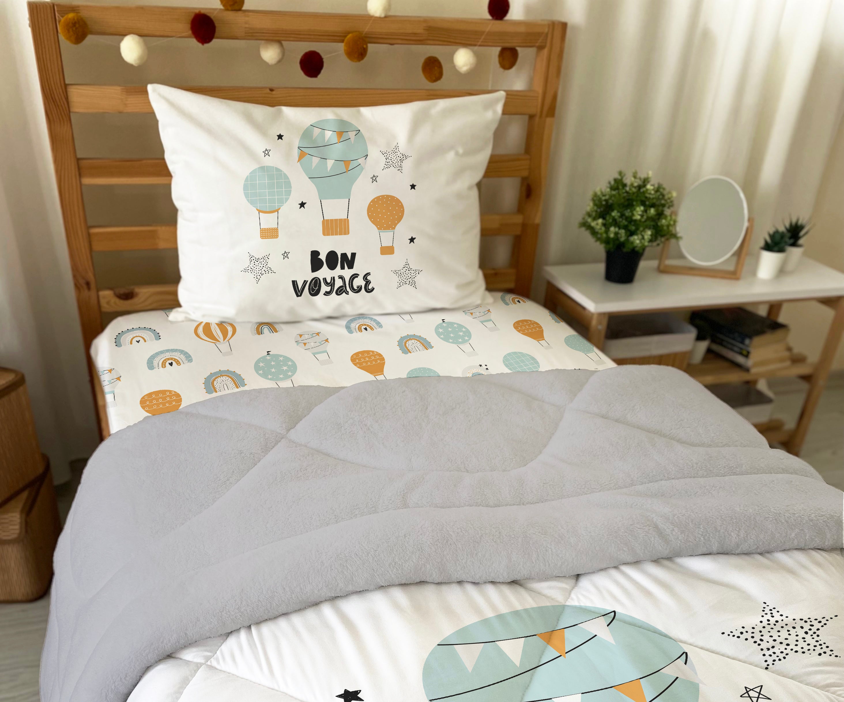 Evmila Uçan Balon Desenli Peluş Uyku Seti (Gri Peluş)