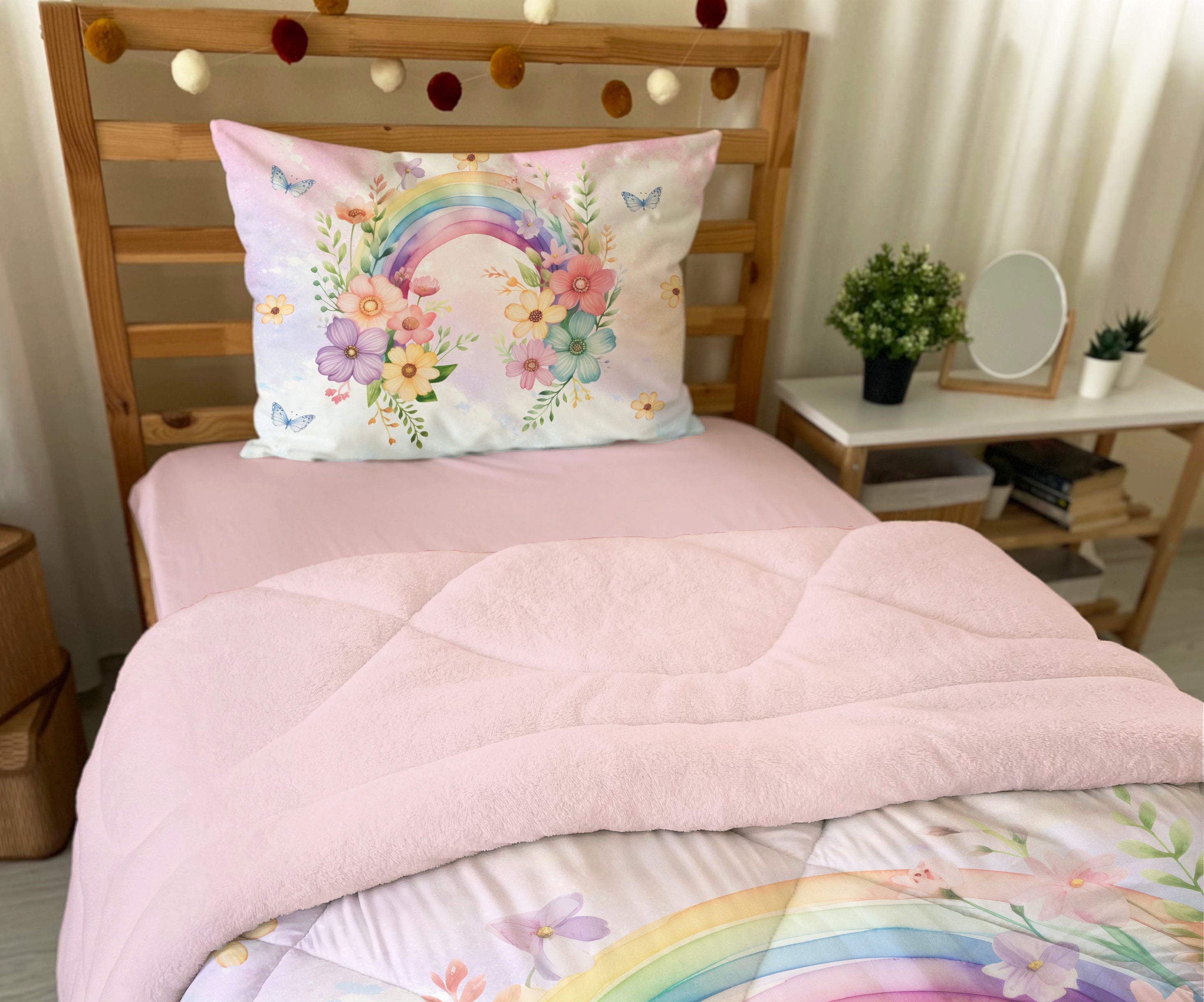 Evmila Çiçekli Gökkuşağı Desenli Peluş Uyku Seti (Pembe Peluş)