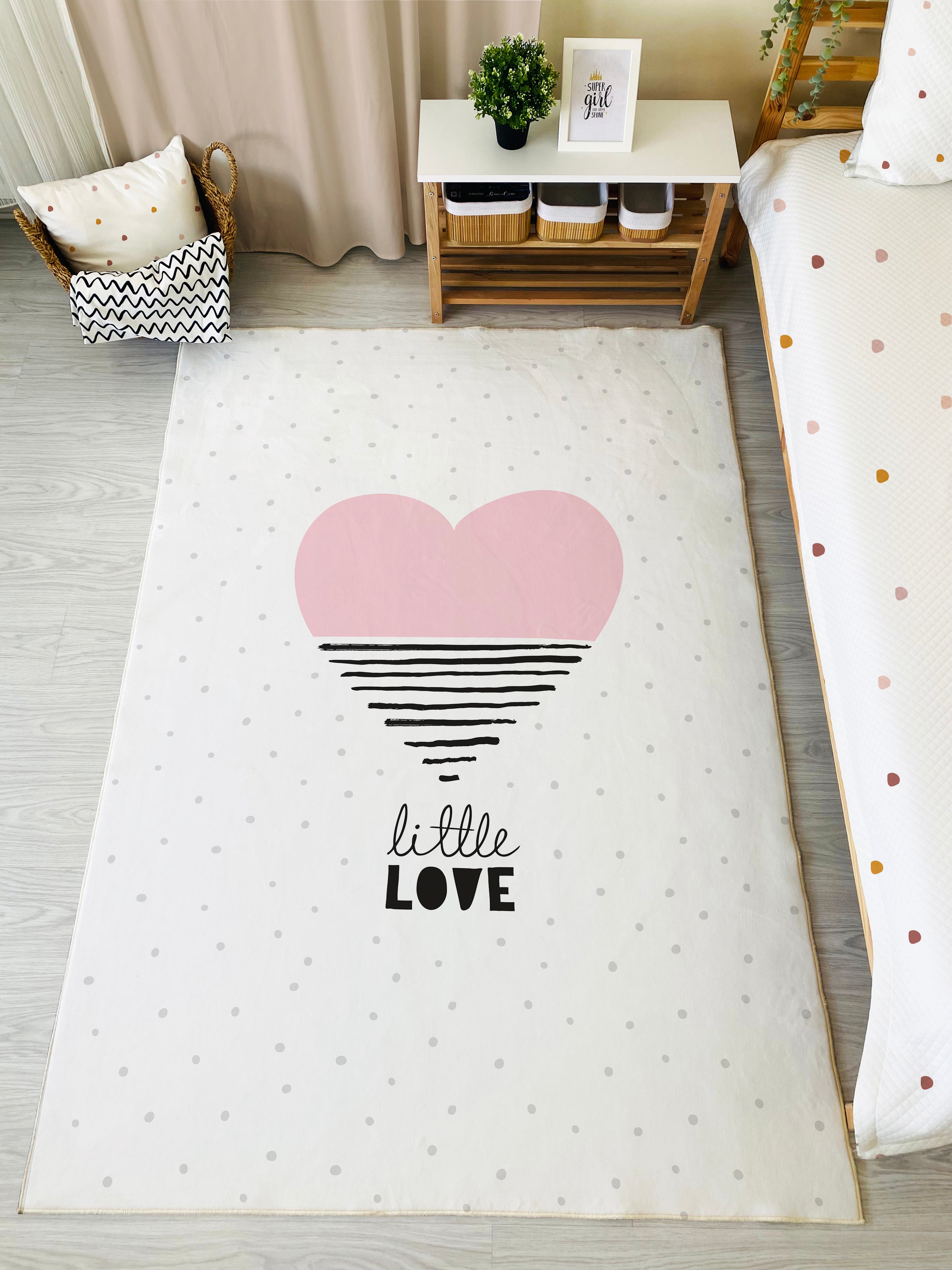 Evmila Little Love Kalp Desenli Çocuk Halısı