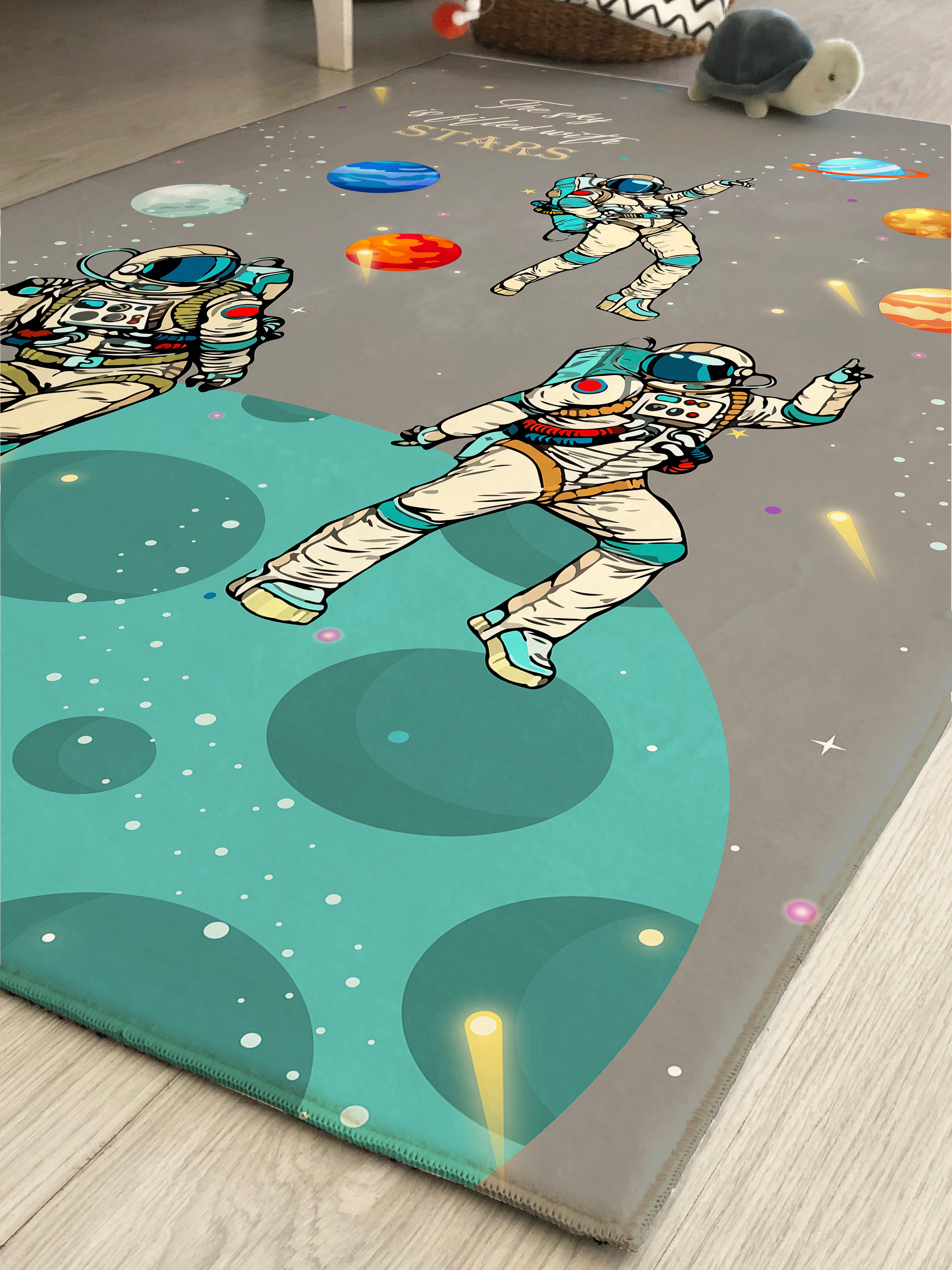 Evmila Uzay Astronot Desenli Çocuk Halısı