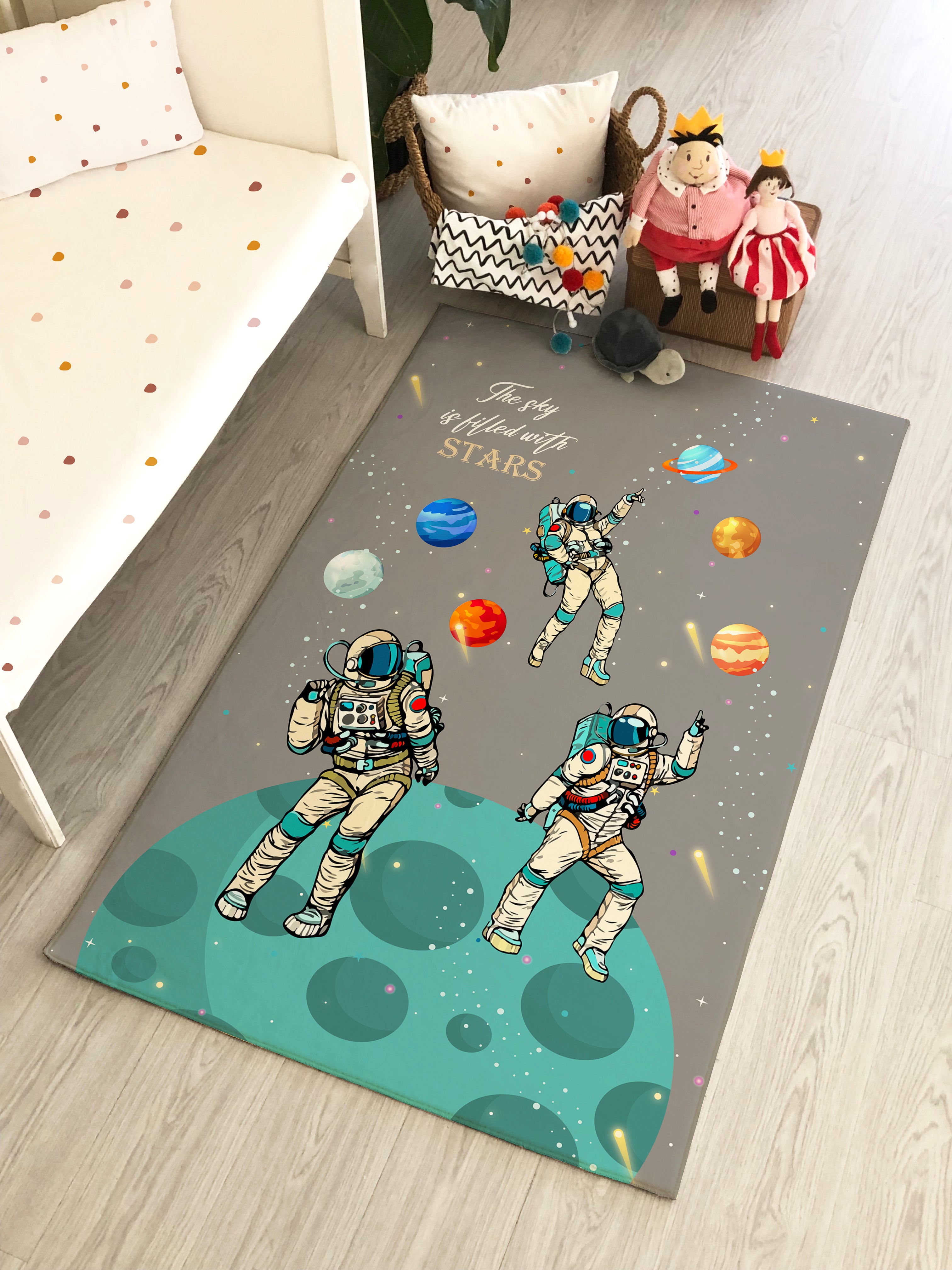 Evmila Uzay Astronot Desenli Çocuk Halısı